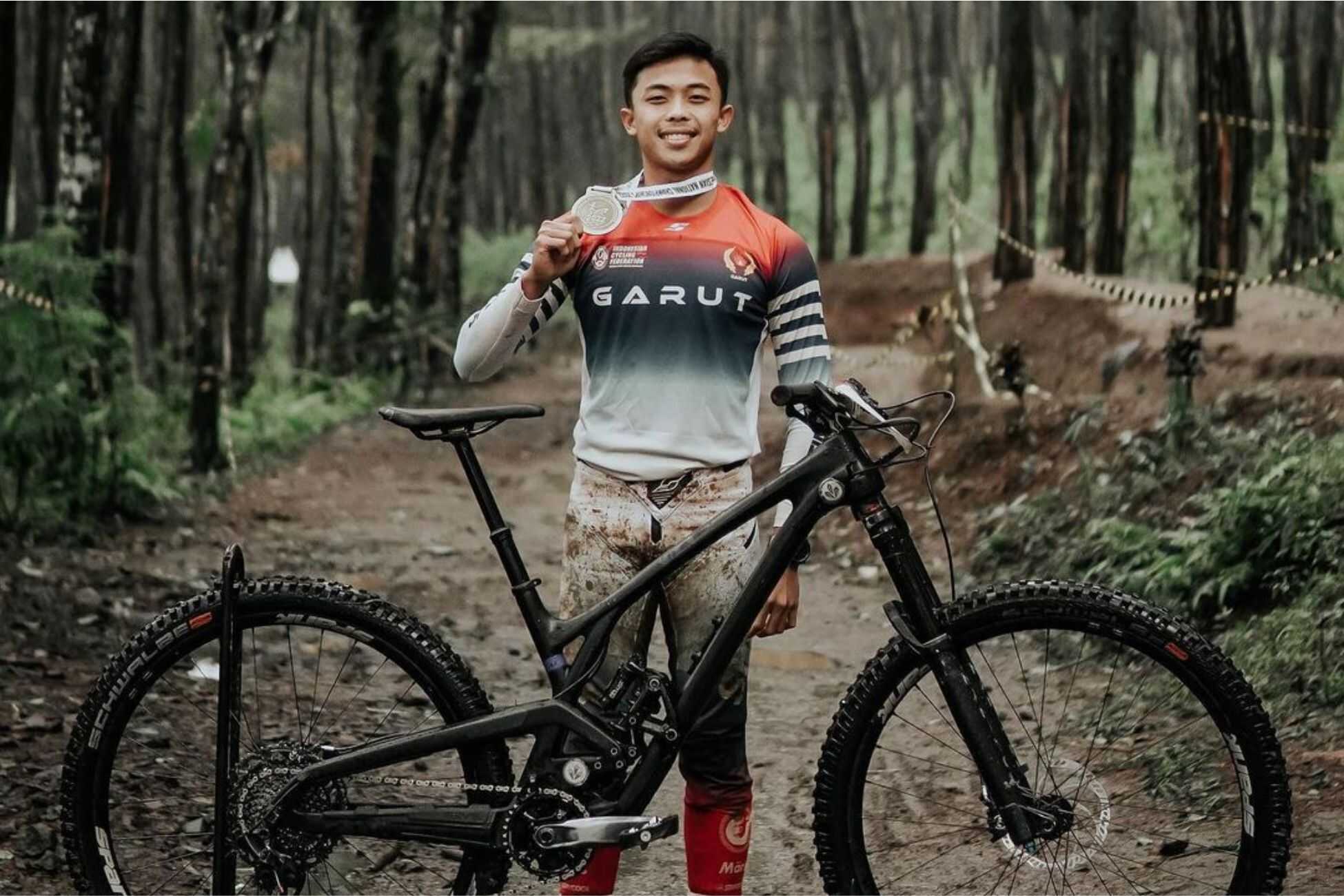 Atlet Sepeda Hafiz Quran Asal Garut Siap Taklukan Benua Biru